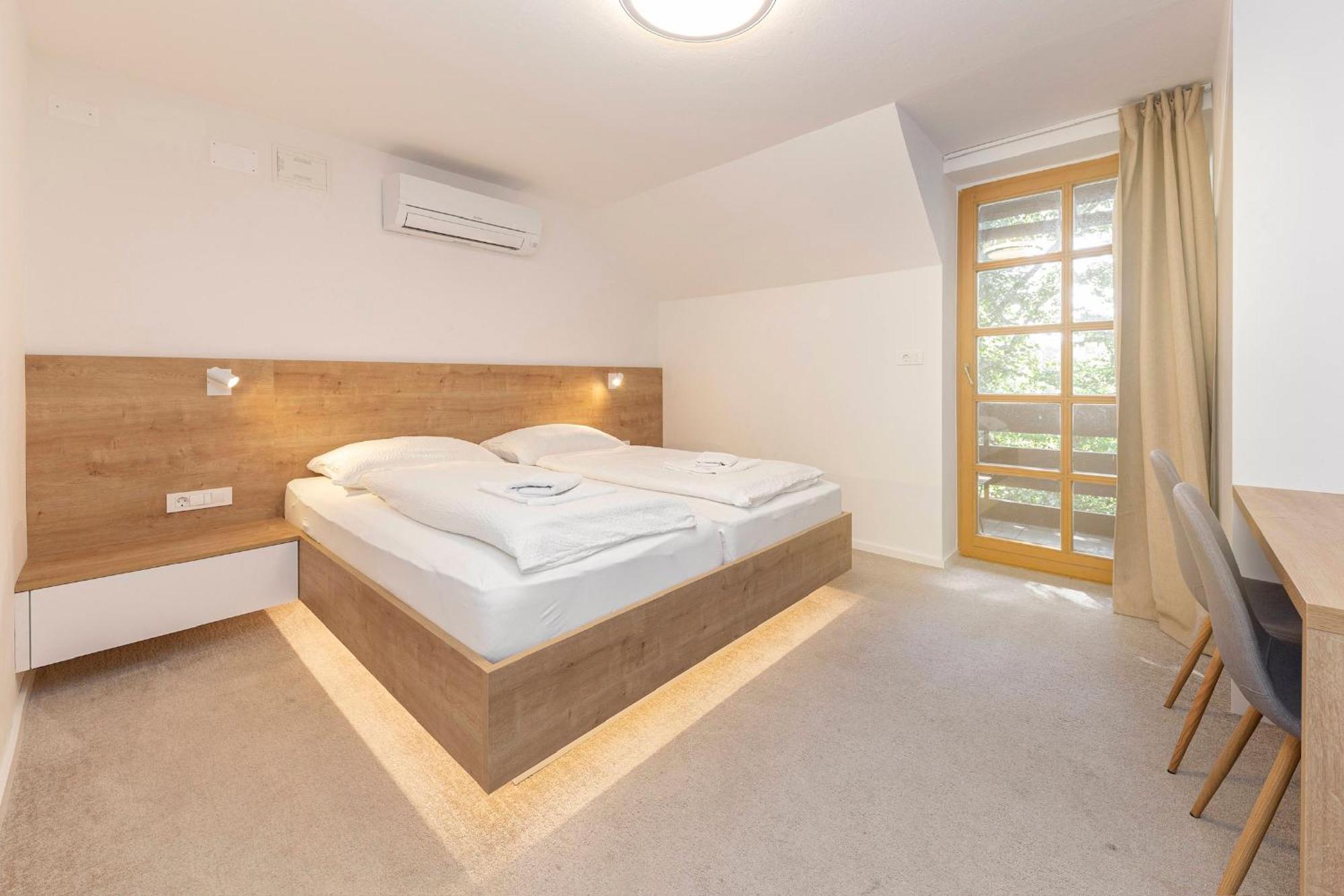 Gostilna Logar Otel Hotemaze Dış mekan fotoğraf